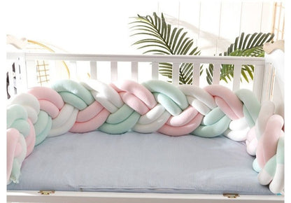 Tresse de lit bébé vert menthe 